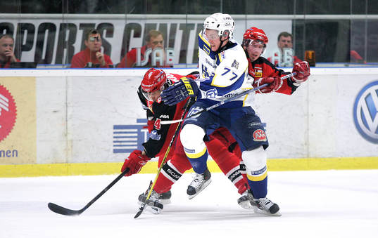 Södertälje hänger inte riktigt med Johan Davidsson, Hv71