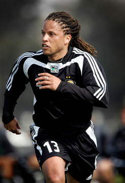 Reportage om fotboll i USA. LA Galaxy-Hammarby. Kobe Jones,