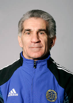Vartan Baghomian, materialförvaltare