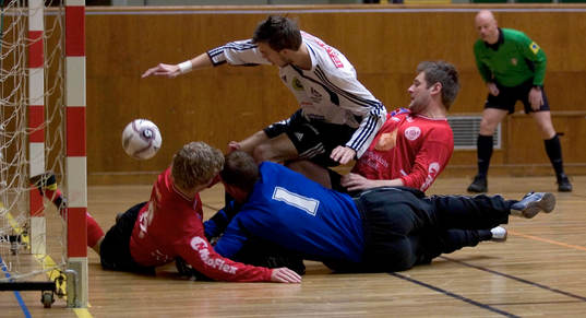 1-0 till Motala, Alexander Magnusson Glaad som får bollen