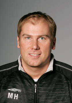 Magnus Haglund (tränare)