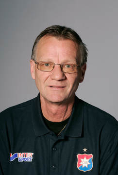 Hans Björnestöl, materialansvarig