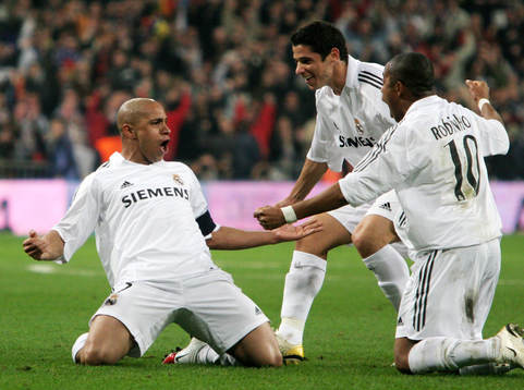 Roberto Carlos, Cicinho och Robinho,  jubel