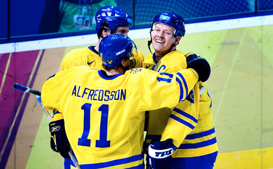 Daniel Alfredsson och Mats Sundin, Sverige, jubel, glädje