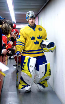 Henrik Lundqvist vandrar till omklädningsrummet