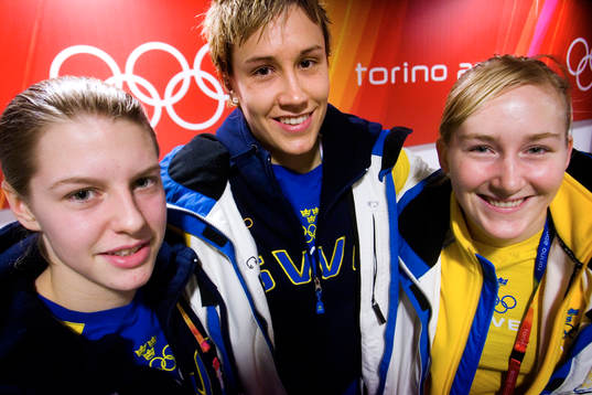 Pernilla Winberg, Maria Rooth och Kim Martin, Sverige