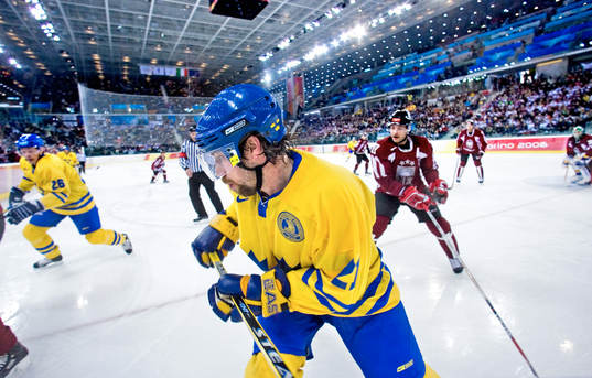 Peter Forsberg, Sverige inne på sitt första byte
