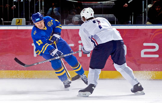 Mats Sundin och Derian Hatcher, USA