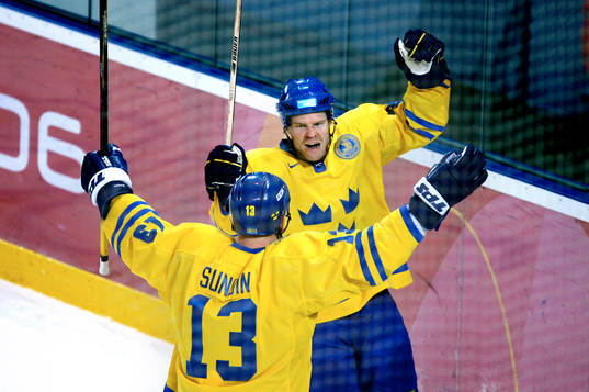 Fredik Modin och Mats Sundin jublar