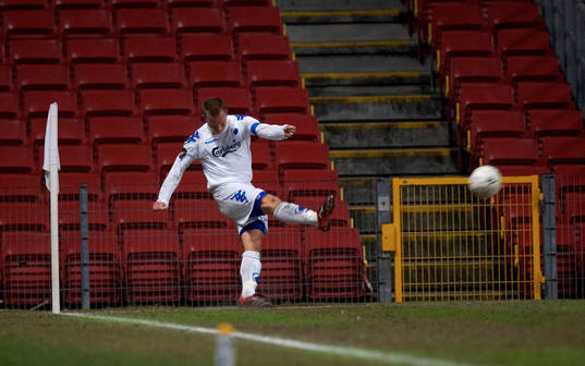 Tobias Linderoth, FC Köpenhamn. Hörna