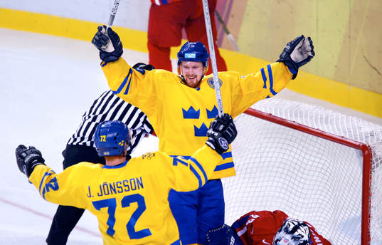 Henrik Sedin och Jörgen Jönsson, jubel