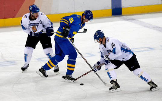 Henrik Sedin, Sverige