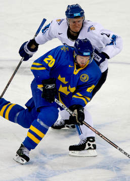 Henrik Sedin, Sverige