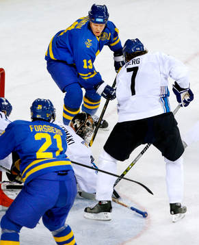 Mats Sundin och Peter Forsberg, Sverige framför Finlands