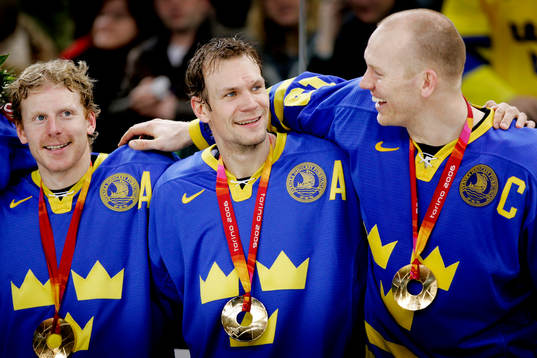 Daniel Alfredsson, Nicklas Lidström och Mats Sundin,