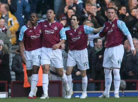 Marlon Harewood, Anton Ferdinand, Yossi Benayoun och Dean