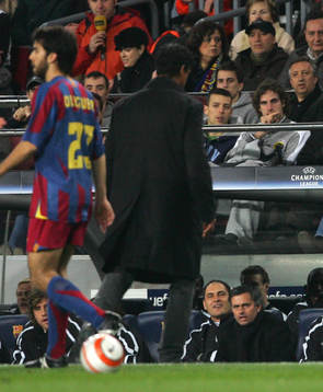 Jose Mourinho, manager Chelsea och Frank Rijkaard, manager