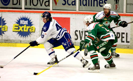 Fredrik Möller (Rögle) och Jimmie Ericsson (Leksand)