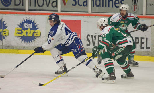Fredrik Möller (Rögle) och Jimmie Ericsson (Leksand)