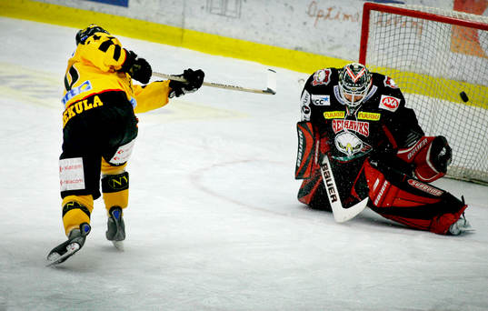 Fredrik Krekula, Skellefteå, gör 4-3 målet på straff