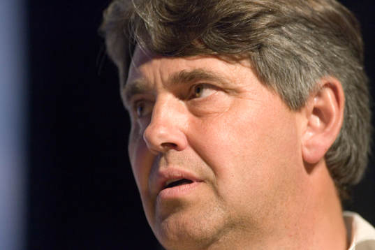Thomas Vernersson, expertkommentator, TV
