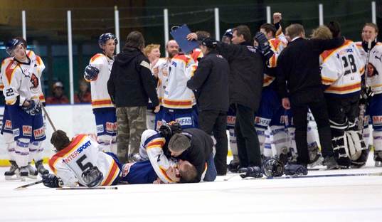Ishockey, Kvalserie till Division 1, Osby IK - Helsingborg