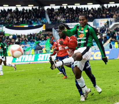 Rickard Ekunde mot Dominic Yobe