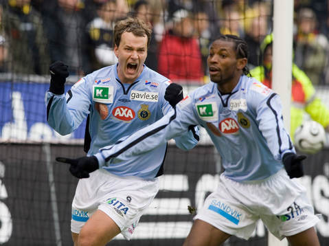 Daniel Ytterbom och Rene Mzola Makondele, Gefle 0-1 (Jubel)