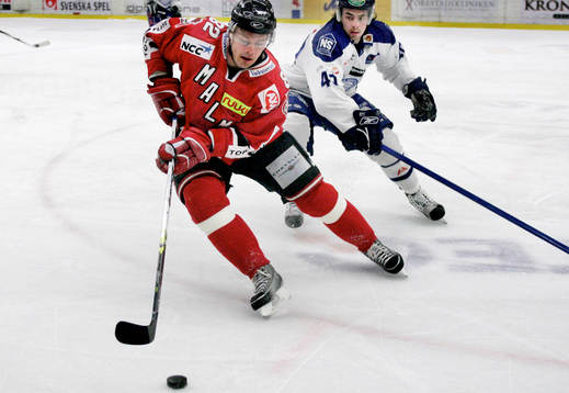 Andre Savage, Malmö jagas av Örjan Lindmark, Leksand