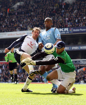 Teemu Tainio, Tottenham, Sylvain Distin och David James,