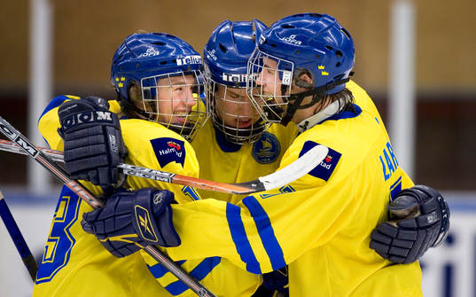 Svenskt jubel med Tomas Larsson, Robin Figren och Dennis