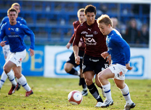 Alexander Steen i dribbiingsduell