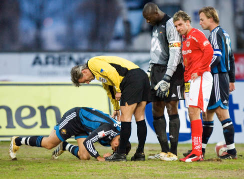 Pa Dembo Tourray, målvakt, Djurgården Fabio Augusto,