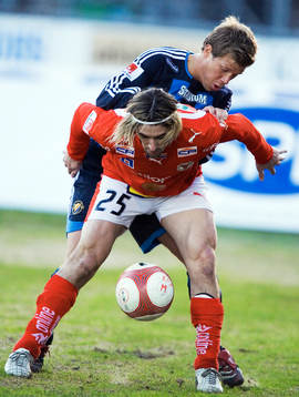 Robert Stoltz, Djurgården trycker César Santin, Kalmar i