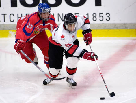 Justin Azevedo, Kanada och Michael Frolik, Tjeckien