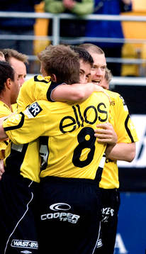 1-0, Stefan Ishizaki grattas av Anders Svensson. Jubel,