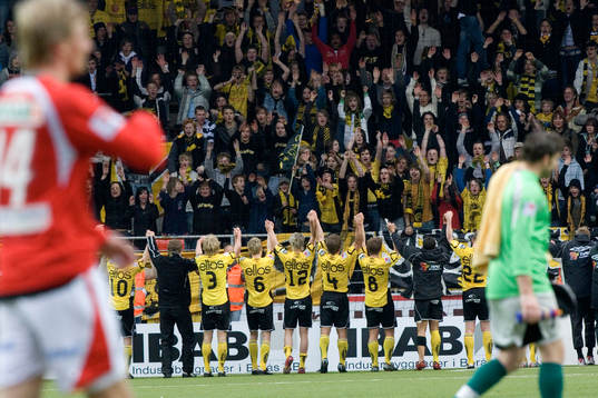 Elfsborg är ett topplag, här tackar dom publiken