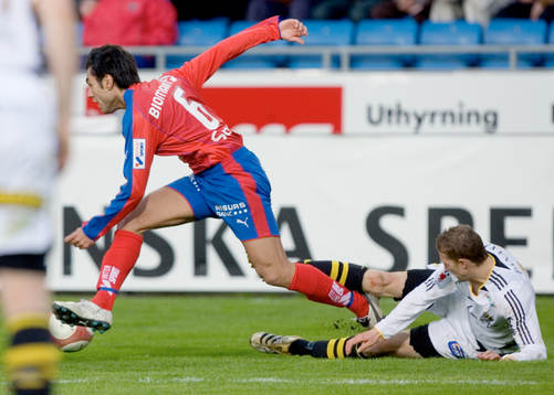 Imad Khalili, Helsingborg, kan inte tacklas