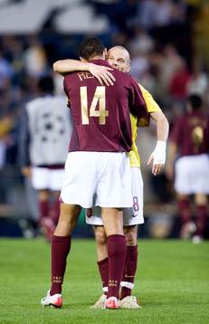 Thierry Henry och Fredrik Ljungberg, Arsenal (Jubel)