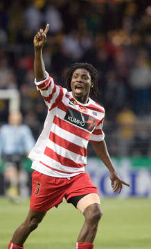 Jimmy Dixon, Häcken