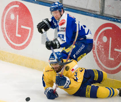 Johnny Oduya, Sverige