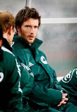 Landslagspelaren Mikael Nilsson, Panathinaikos, satt på