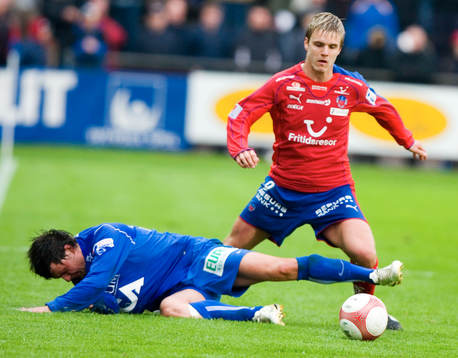 Andreas Dahl, Helsingborg får Pavel Zavadil, Öster på