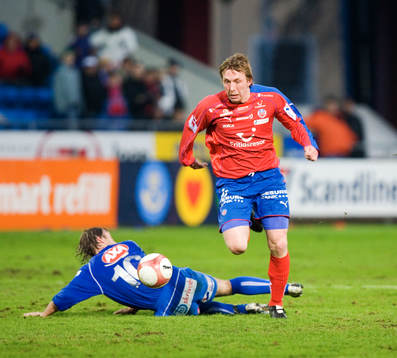 Tarmo Neemelo, Helsingborg klarar sig undan tackling