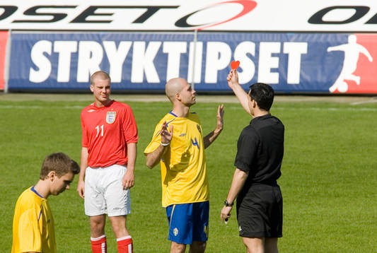 Teddy Lucic. Sverige
