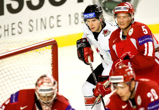 Sidney Crosby, Kanada låg bakom två av Kanadas mål.