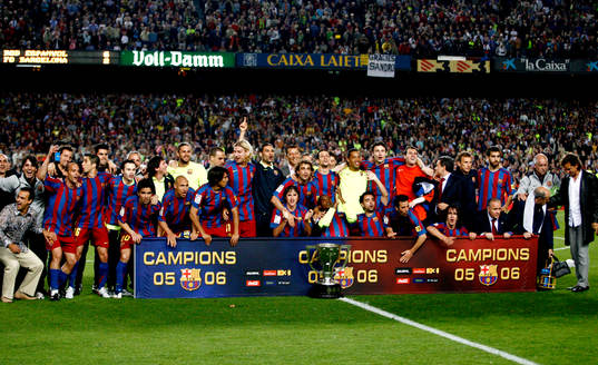 Barcelona ligamästare, jubel. Henrik Larsson (till