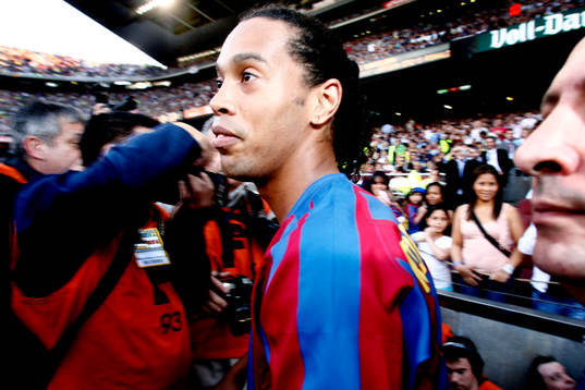 Ronaldinho, Barcelona