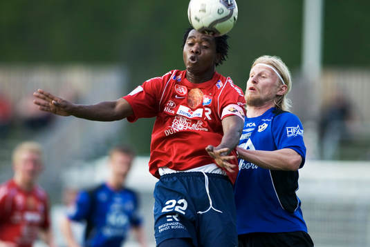 Boyd Mwila, Örgryte och Per Johansson, Halmstad