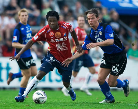 Dusan Djuric, Halmstad och Boyd Mwila, Örgryte